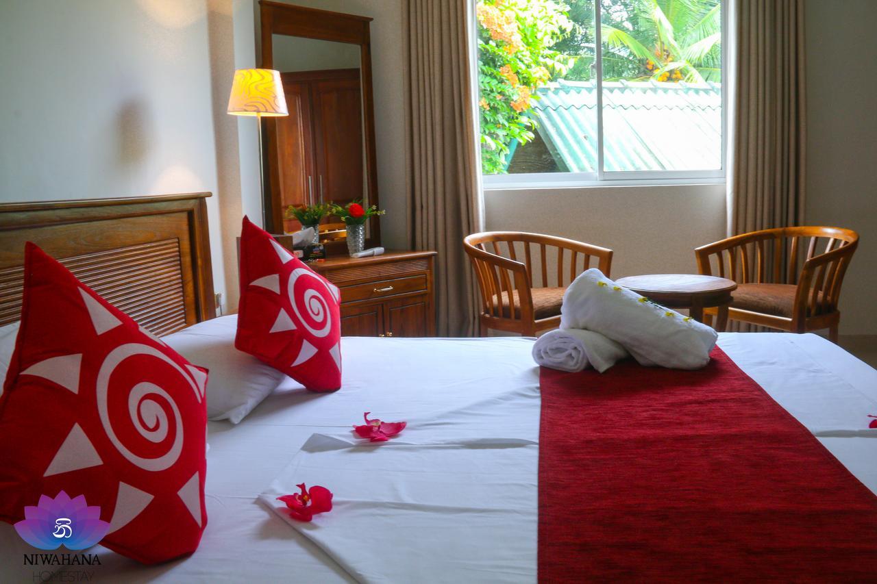 Nivahana Homestay Kandy Bagian luar foto
