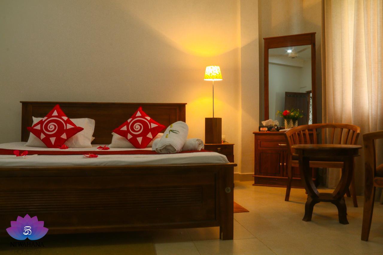 Nivahana Homestay Kandy Bagian luar foto