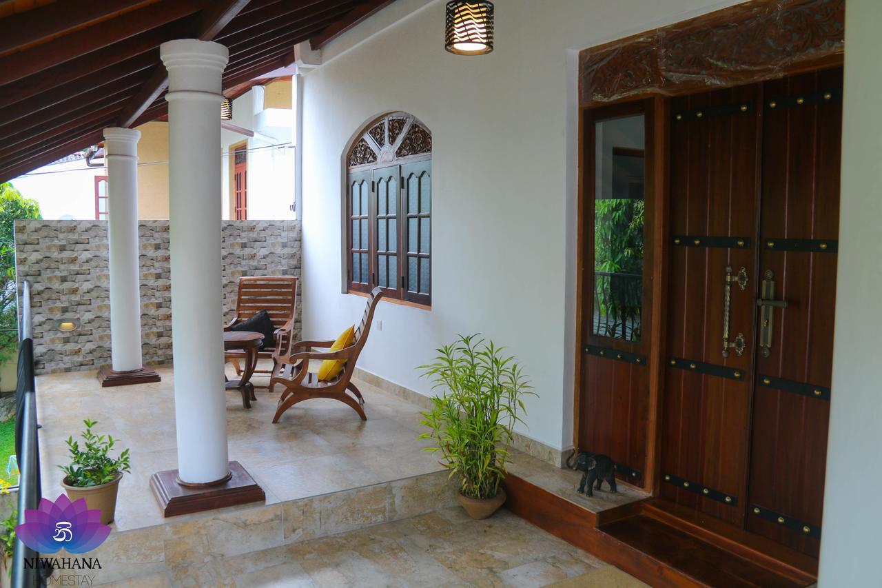 Nivahana Homestay Kandy Bagian luar foto